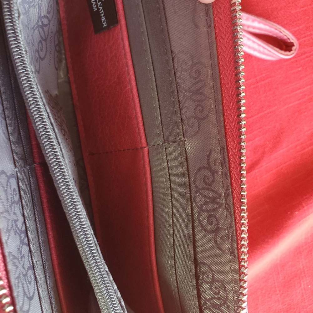 Enzo Angiolini wallet